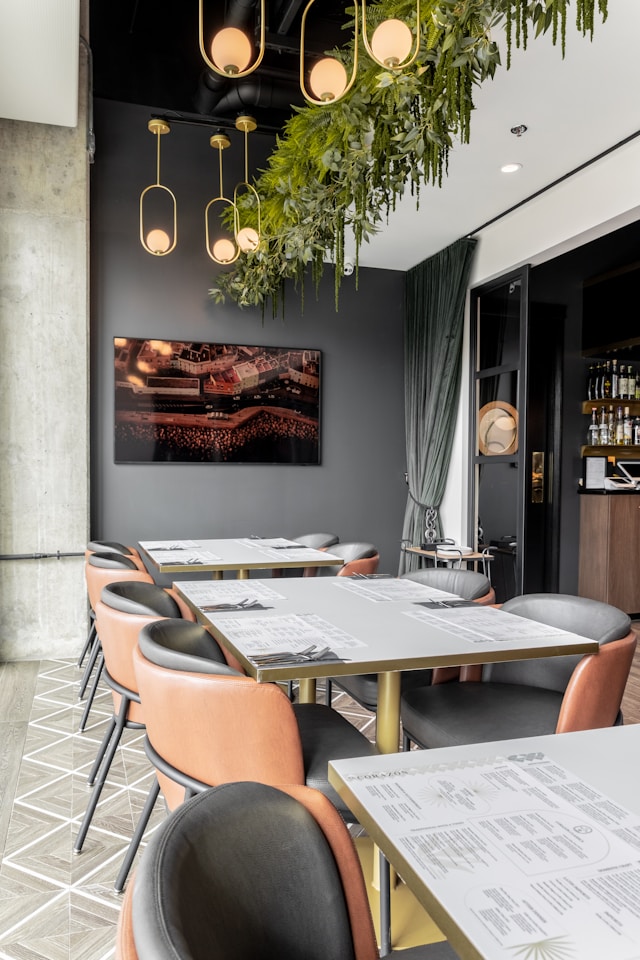 COMMERCIAL INTERIOR DESIGN